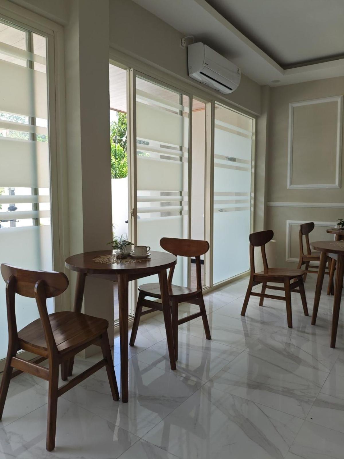 El Nipa Hotel Лабуан Баджо Екстериор снимка